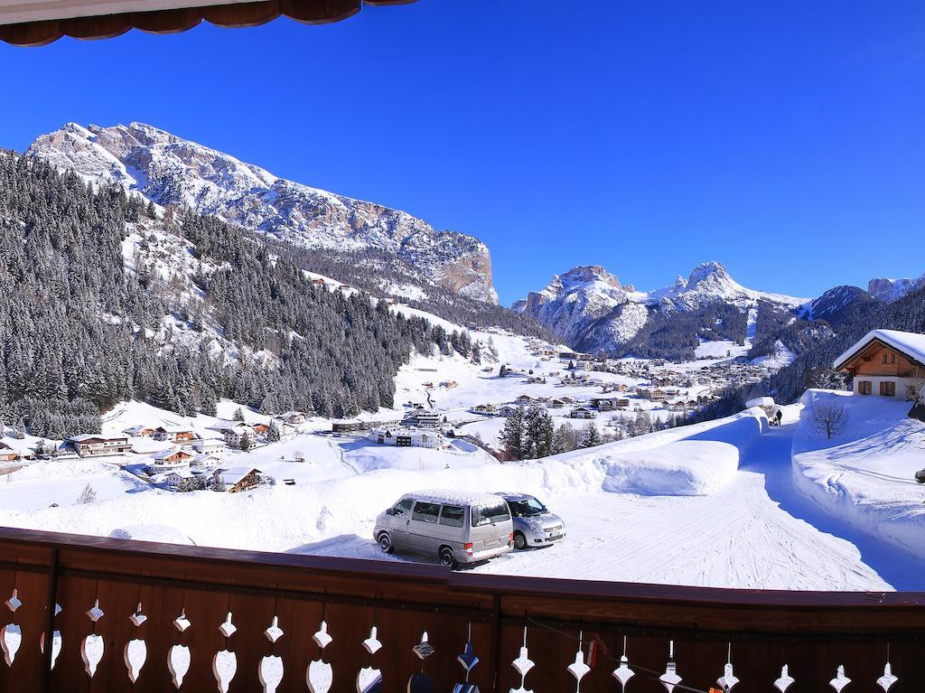 Hotel Garni Martlhof Selva di Val Gardena Exterior foto